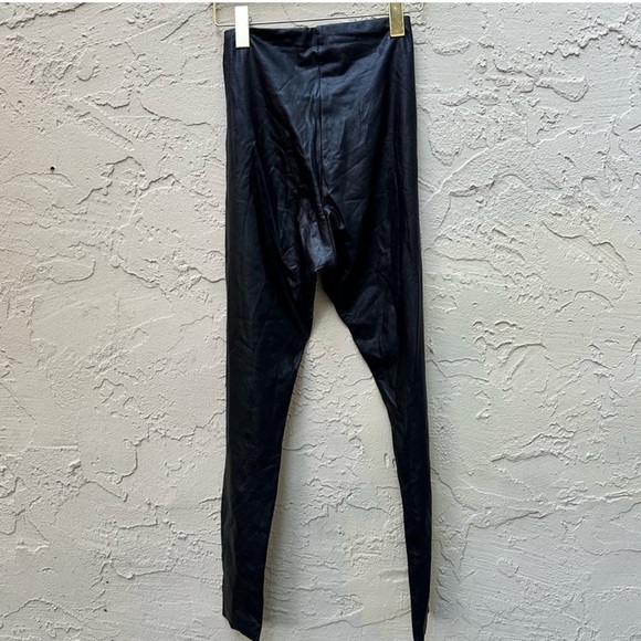 Commando Women's Perfect Control Faux Leather Leggings Large NWOT - Picture 6 of 6